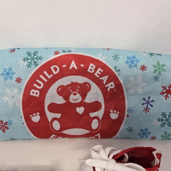 Build A Bear Red Sneakers Skates & Back Pack Carrying Piece - Picture 4 of 10